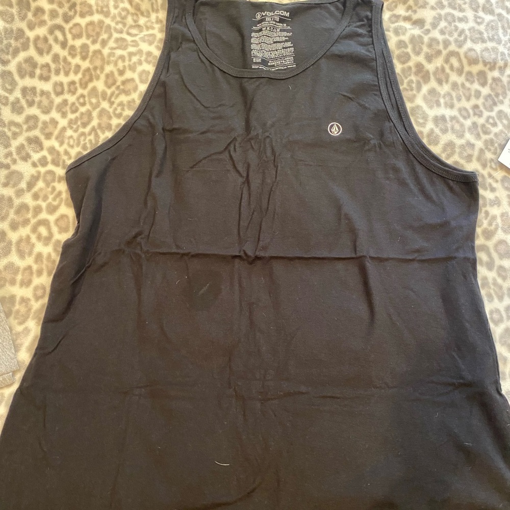 New Mens Volcom Tanks- Set Of 2 XXL